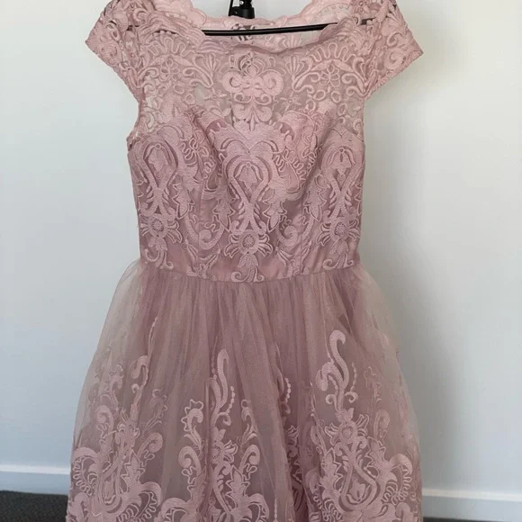 Chi chi London Pink Lace detail dress sz 10 - Picture 3 of 3